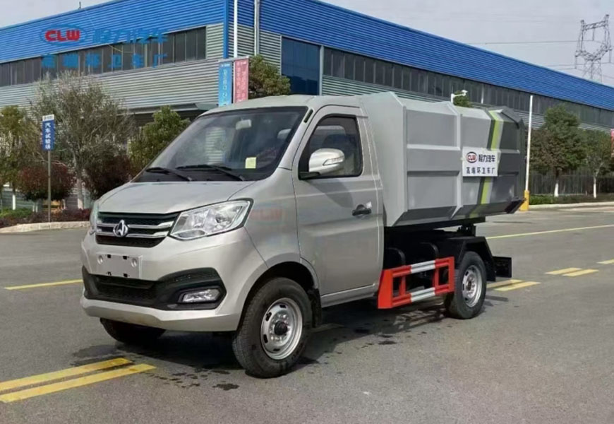 國六長(zhǎng)安側(cè)裝掛桶垃圾車