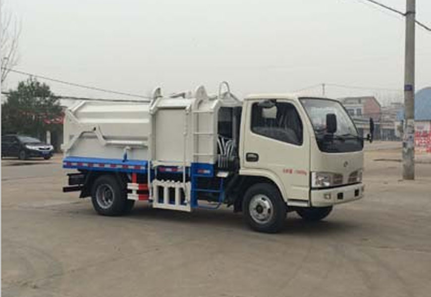 國(guó)五東風(fēng)5方壓縮對(duì)接式垃圾車